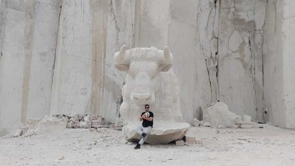 El Salar, Arequipa with the bull